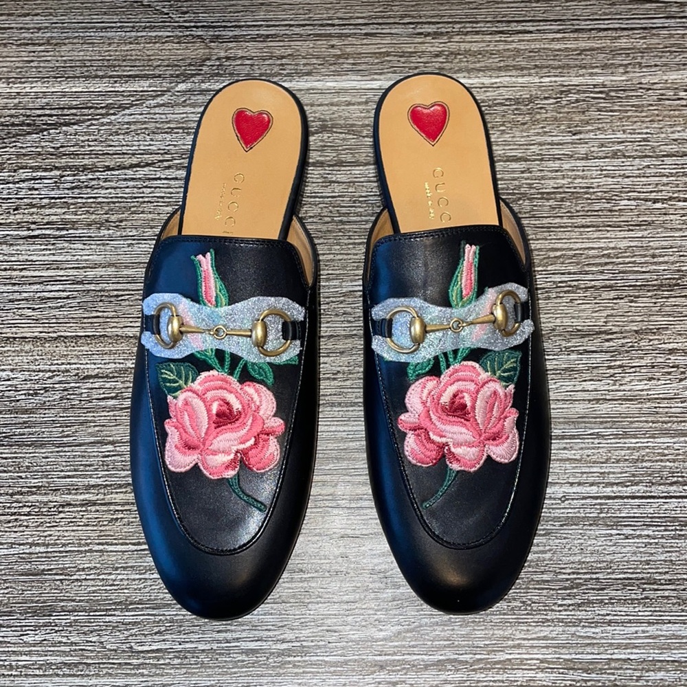 Authentic gucci shoes (women) - Picture 5 of 7